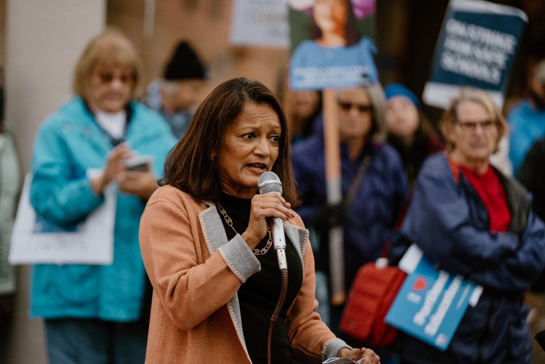 County Auditor Says Former Commissioner Susheela Jayapal Pressured Public  Employees to Help Contractor