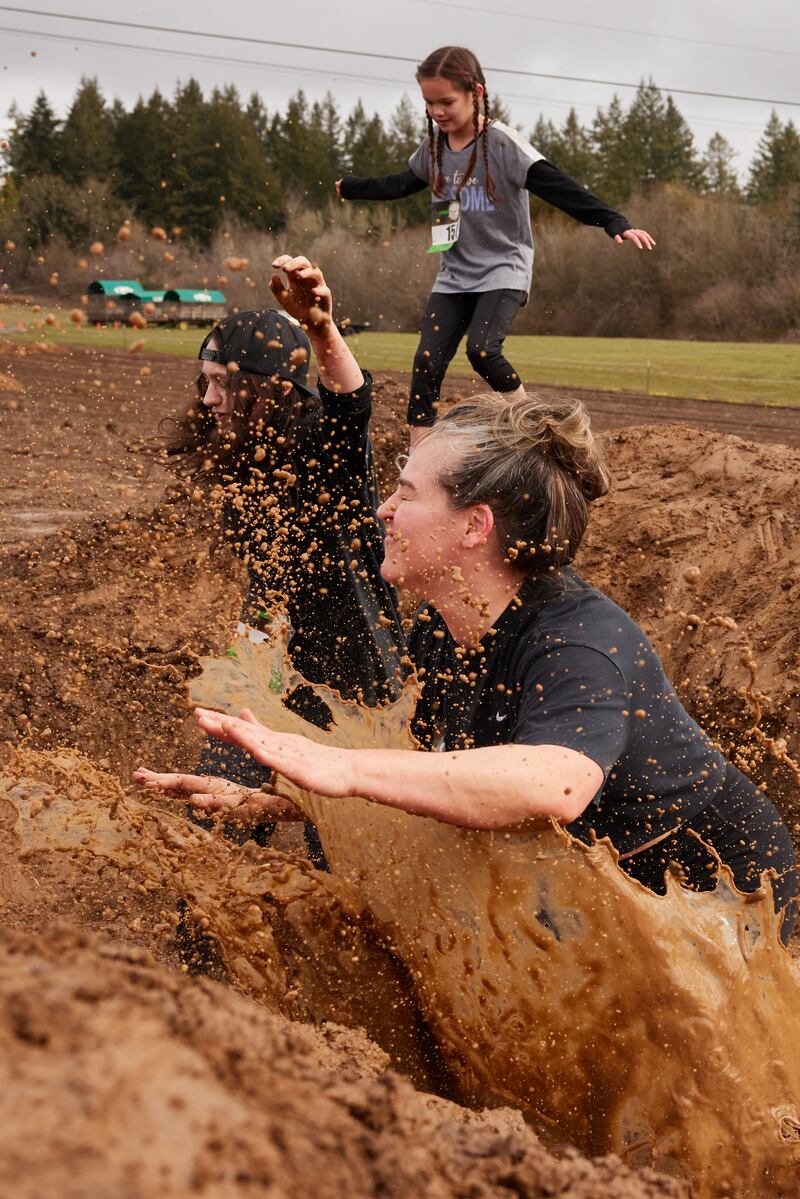 Oregon's dirtiest sport: mud running - Vanguard